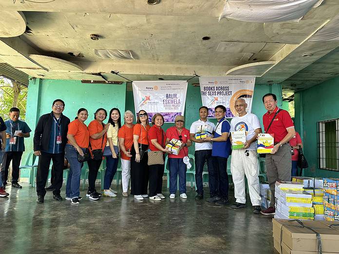 BOOKS ACROSS THE SEAS: TUMPAGON AND TAGPANGI