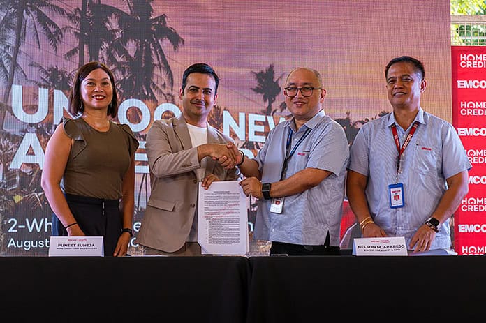 Home Credit Philippines (HCPH) and EMCOR Incorporated joined hands to launch their first motorcycle financing initiative. Attending the signing ceremony are [L-R] HCPH Chief Marketing Officer Shiela Paul, HCPH Chief Sales Officer Puneet Suneja, EMCOR President and Chief Operations Officer Nelson Apararejo, and EMCOR Senior Vice President of Store Operations Alconrey Questo.