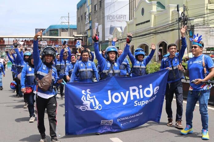 JoyRide Philippines joining the festivities at the Higalaay Festival parade in Cagayan De Oro. The mobility company has become part of the Kagay-anon communities ever since they launched the MC Taxi, Car, and Taxi Cab services in the city.