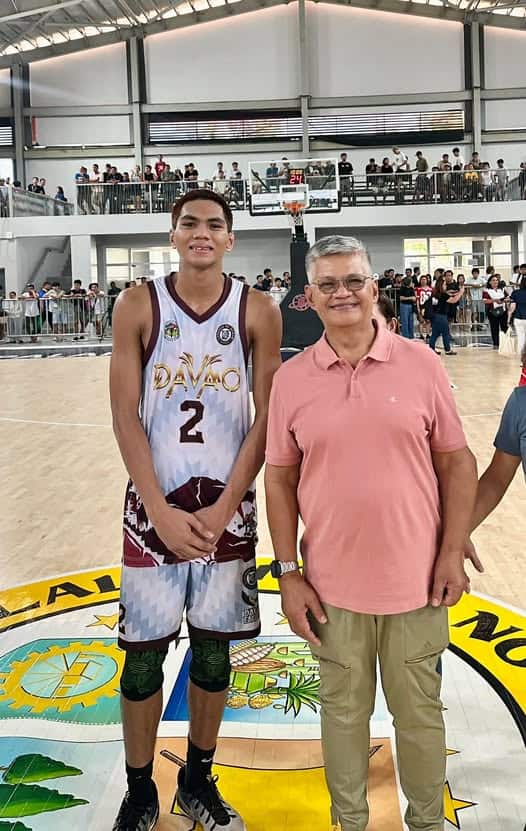 Agusan del Sur Gov. Santiago Cane, Jr poses with the late Rene Clert Baterbonia after a game during the Palarong Pambansa 2026 hosted by the province. Photo courtesy of Gov. Cane’s page.