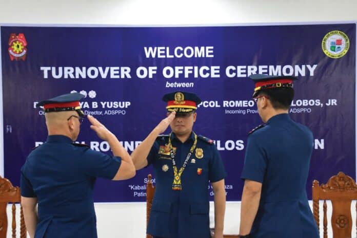 Police Brig. Gen. Rolindo Suguilon presides over the turnover of command between outgoing Agusan del Sur police director Col. Yahya Yusup and his successor, Col. Romeo Villalobos Jr., at the provincial police headquarters on Sept. 7, 2026. (Photo courtesy of ADSPPO)