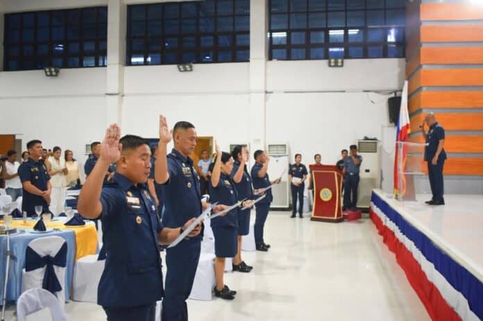 Five newly promoted Police Lieutenant Colonels of PRO13 take their oath and receive their new rank insignia during a ceremony at Camp Col. Rafael C. Rodriguez, Butuan City.