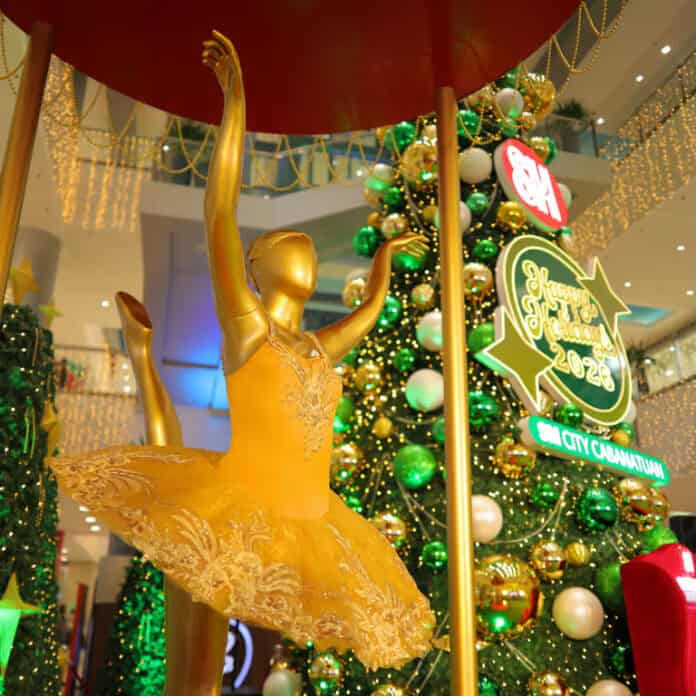 A Symphony of Sparkles and An Elf-Tastic World of Sparkles SM Cabanatuan Malls Welcome the Magic of Christmas.jpg